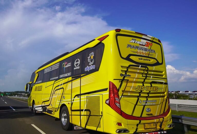 Agen Bus Pariwisata di Kota Solo